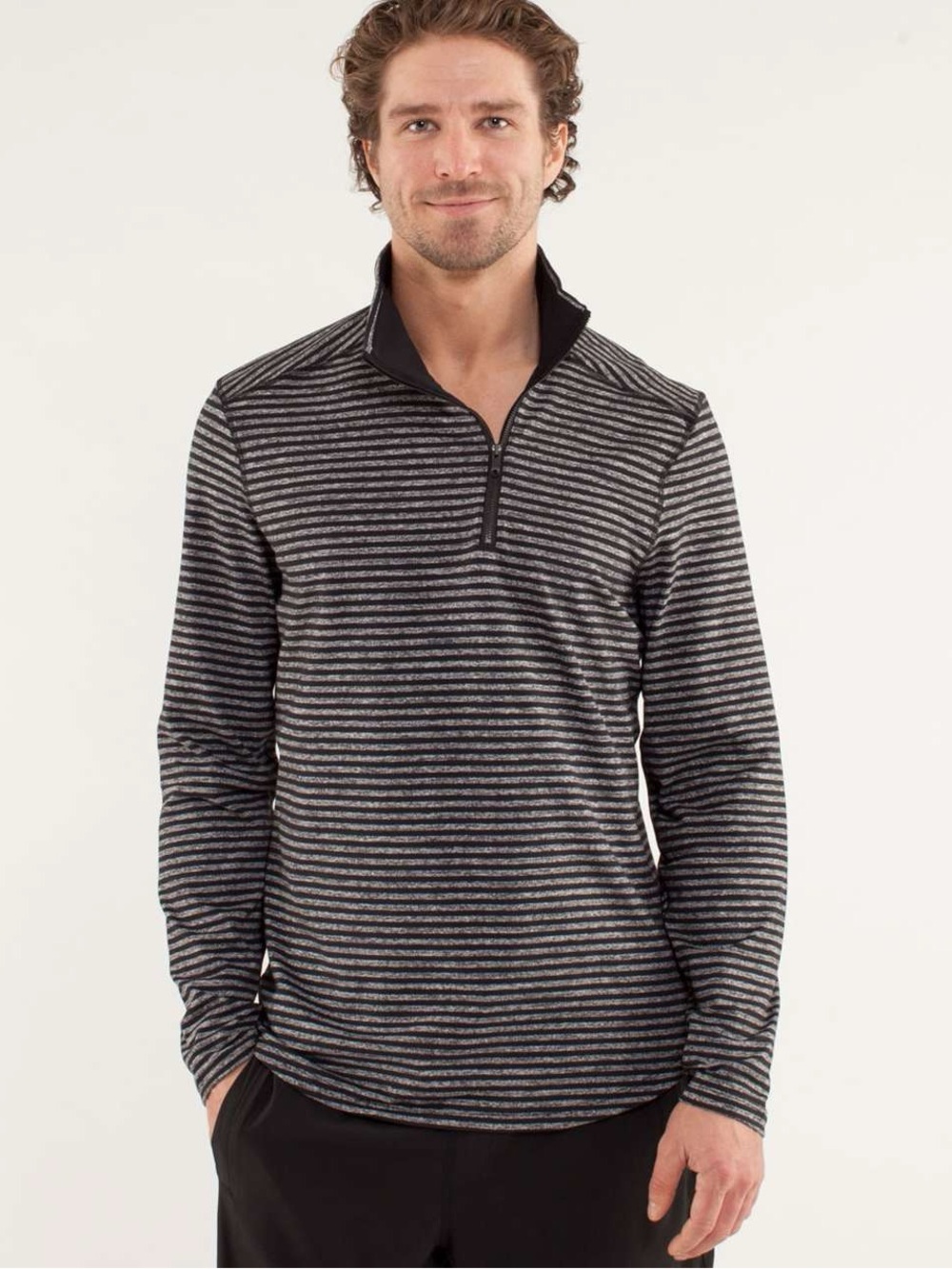 LULULEMON ATHLETICA Lululemon Studio 1/2 Zip
Classic Stripe Heathered Black